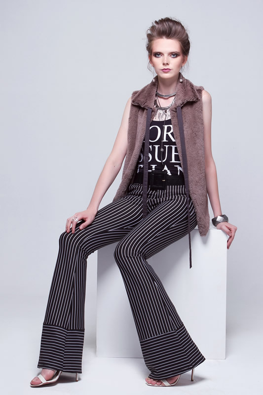 Como usar calça flare sem erro - calça flare preto e branco - The Best Brand - Roupas femininas em Divinopolis-MG